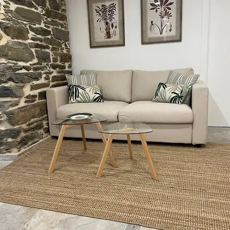 Moderno Con Jardin 아파트 San Saturnino