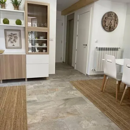 아파트 Moderno Con Jardin *