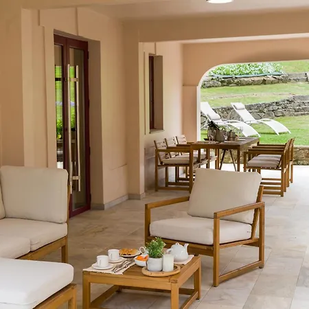 Con Jardin En San Sadurnino * San Saturnino