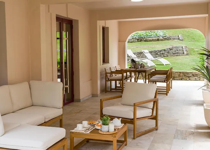 Con Jardin En San Sadurnino * San Saturnino